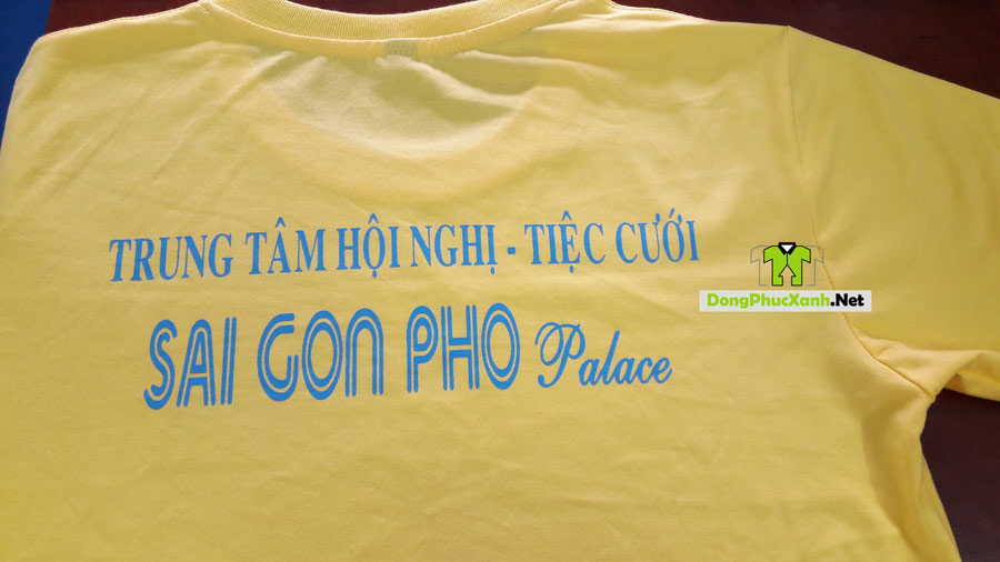 in-ao-thun-dong-phuc-nha-hang-tiec-cuoi-sai-gon-pho-1