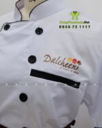 Áo bếp đồng phục thiết kế sang trọng, in logo Dalcheeni.