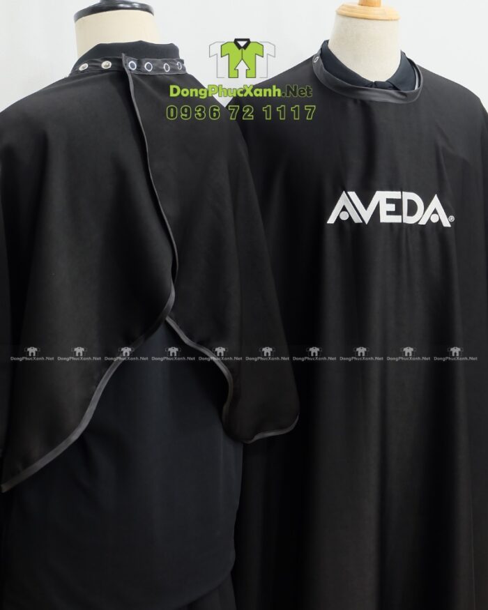 Áo choàng cắt tóc thiết kế nút gài linh hoạt, in logo Aveda.