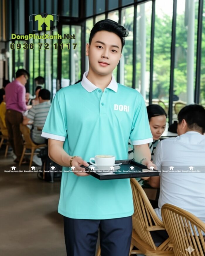 Áo thun đồng phục nhân viên màu xanh mint tươi sáng, in logo DORI.