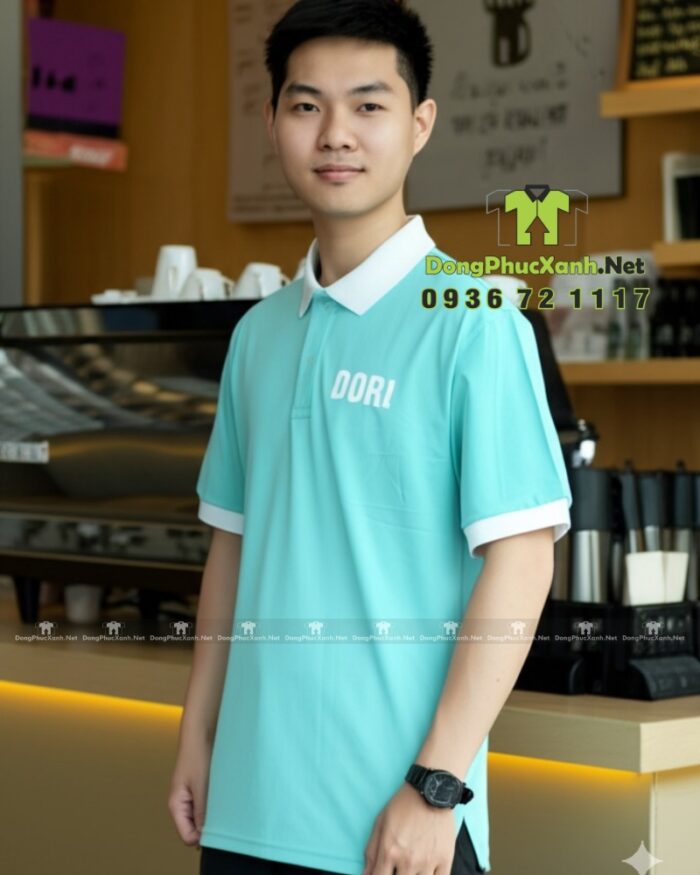 Áo thun đồng phục nhân viên màu xanh mint tươi sáng, in logo DORI.