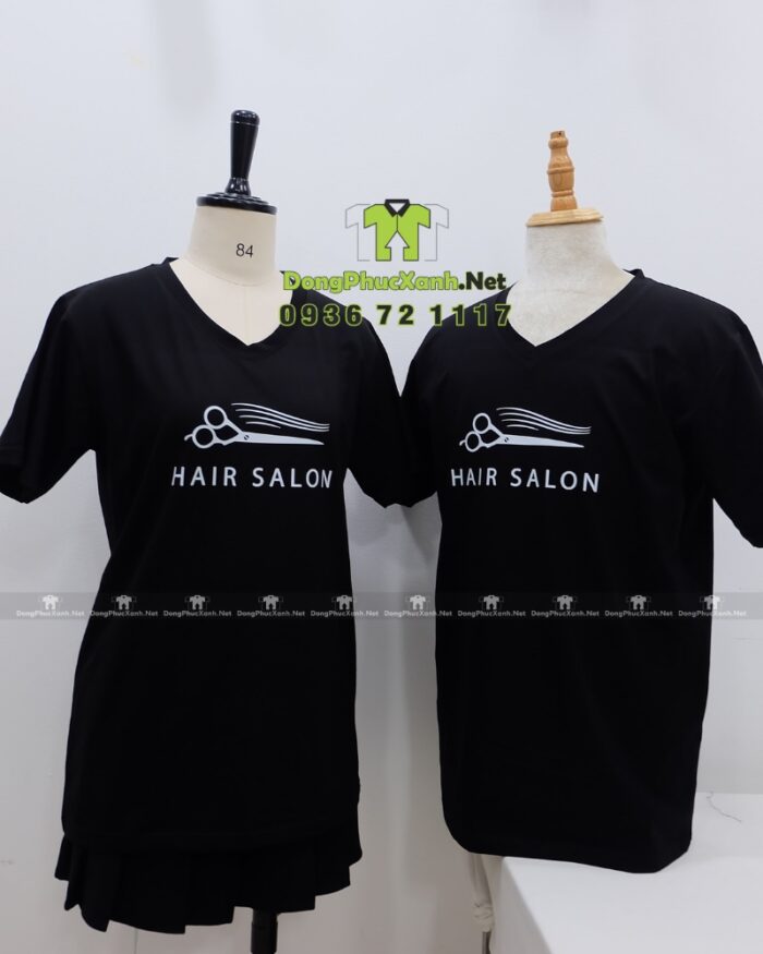 Áo thun đồng phục nhân viên tiệm cắt tóc thiết kế màu đen, in logo theo yêu cầu.