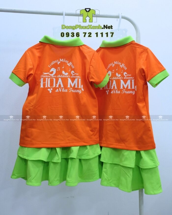 Đồng phục mầm non thiết kế màu sắc tươi sáng, in logo Mầm non Họa Mi.