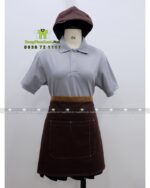 Bộ đồng phục quán trà sữa với áo đồng phục màu xám trang nhã và tinh tế, in/thêu logo theo yêu cầu.