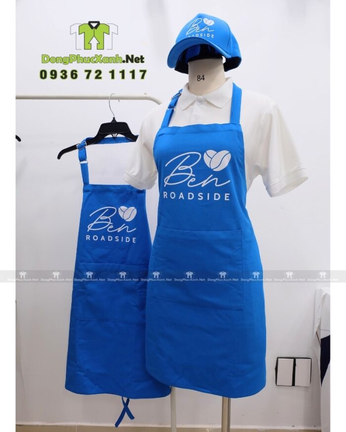 Nón đồng phục dành cho nhân viên quán cà phê vỉa hè, thiết kế màu xanh dương nổi bật, thêu logo Ben roadside.