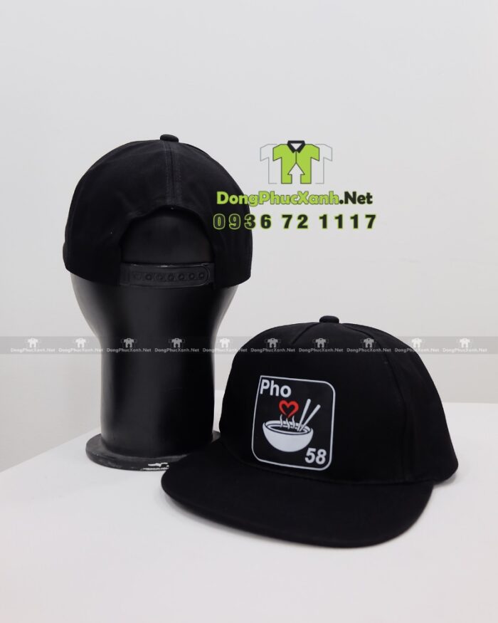 Bộ đồng phục nhân viên phục vụ quán phở thiết kế màu đen hiện đại sang trọng, in logo Pho 58.