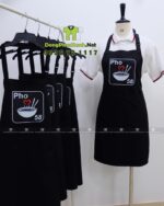 Bộ đồng phục nhân viên phục vụ quán phở thiết kế màu đen hiện đại sang trọng, in logo Pho 58.