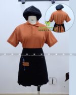 Bộ đồng phục quán cà phê có áo thun đồng phục màu cacao đẹp mắt, in/ thêu logo bằng công nghệ tiên tiến nhất hiện nay.