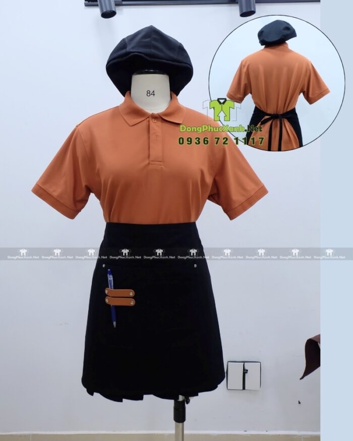 Bộ đồng phục quán cà phê có áo thun đồng phục màu cacao đẹp mắt, in/ thêu logo bằng công nghệ tiên tiến nhất hiện nay.