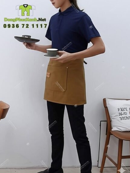Bộ đồng phục quán cà phê thiết kế áo màu xanh đen, in/ thêu logo theo yêu cầu.