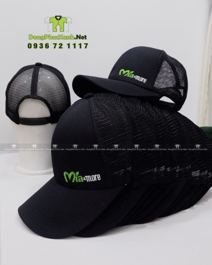 Nón đồng phục thiết kế phối lưới thoáng mát dành cho nhân viên quán nước, in logo Mía&More.