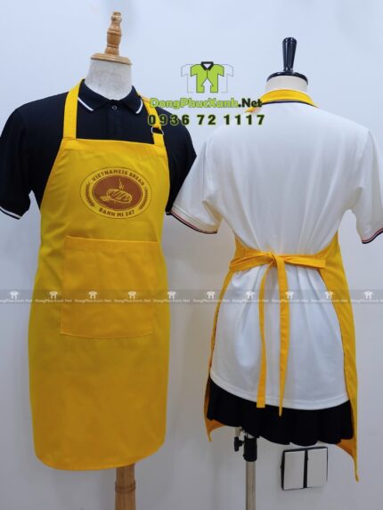Tạp dề đồng phục tiệm bánh mì thiết kế màu vàng bắt mắt, in logo Vietnamese Bread - Banh mi 247.