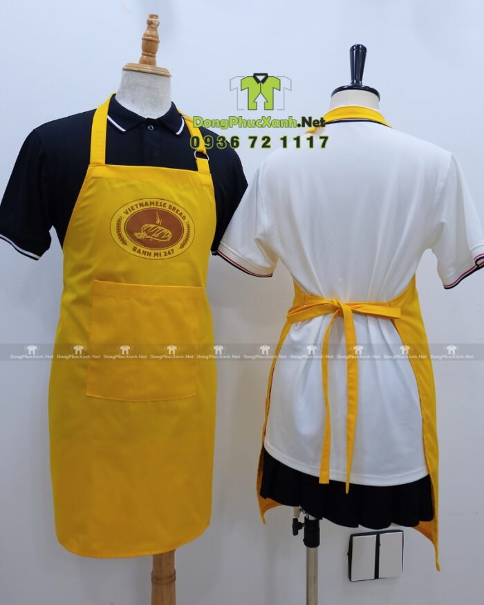 Tạp dề đồng phục tiệm bánh mì thiết kế màu vàng bắt mắt, in logo Vietnamese Bread - Banh mi 247.