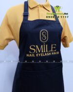 Tạp dề nails chống bám bụi, in logo Smile.