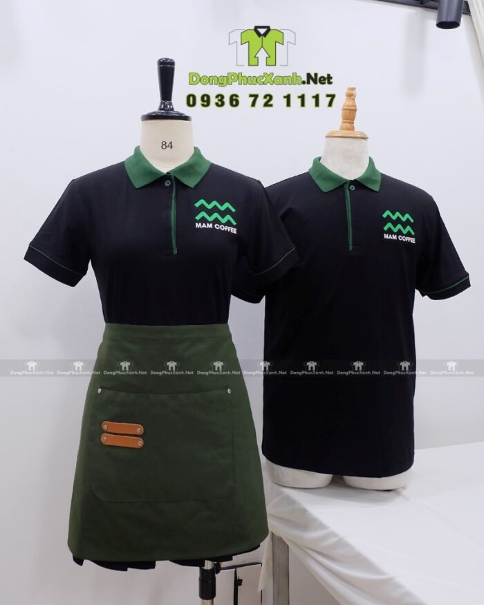 Áo thun đồng phục màu đen phối viền xanh lá dành cho nhân viên quán cà phê, thêu logo Mam Coffee.