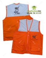 Áo gile nhân viên màu cam năng động, in logo Dara K-Mart.