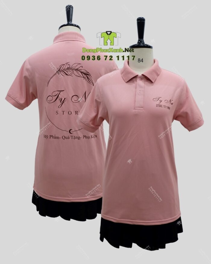 Áo thun đồng phục màu hồng dễ thương dành cho nhân viên bán hàng, in logo Ty Na Store.