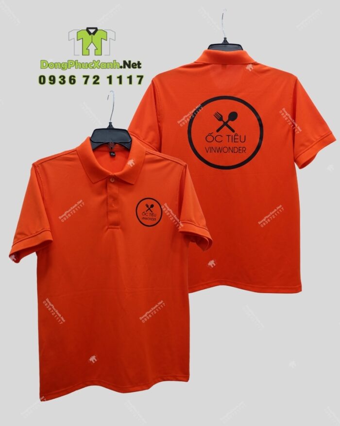 Áo thun đồng phục nhân viên quán ăn màu cam năng động, in logo Ốc Tiêu Vinwonder.