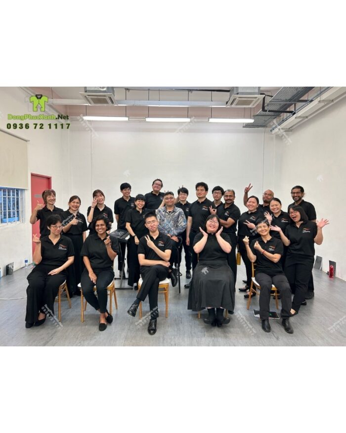 Áo thun đồng phục cotton đen dành cho nhân viên, in logo VOX CAMERATA