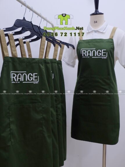 Tạp dề nhân viên quán cà phê màu xanh rêu gần gũi, in logo Range