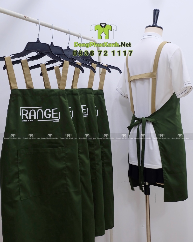Tạp dề nhân viên quán cà phê màu xanh rêu gần gũi, in logo Range