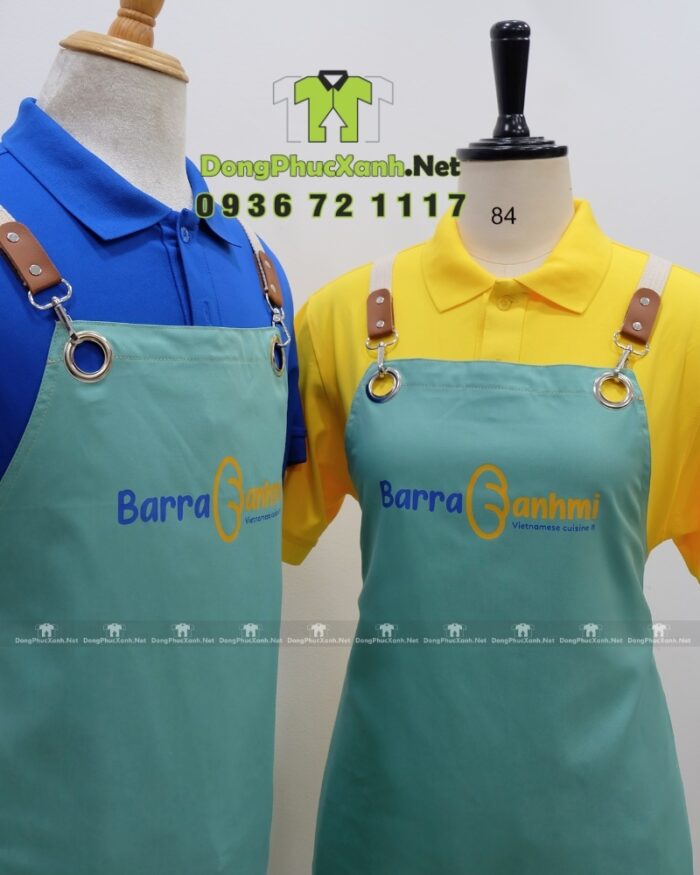 Tạp dề đồng phục màu xanh ngọc bắt mắt, in logo Barra Banhmi.
