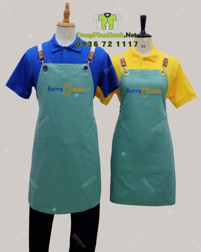 Tạp dề đồng phục màu xanh ngọc bắt mắt, in logo Barra Banhmi.