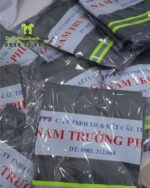 Áo gile kỹ sư màu xám phối lưới phản quang in logo NTP trước và sau áo