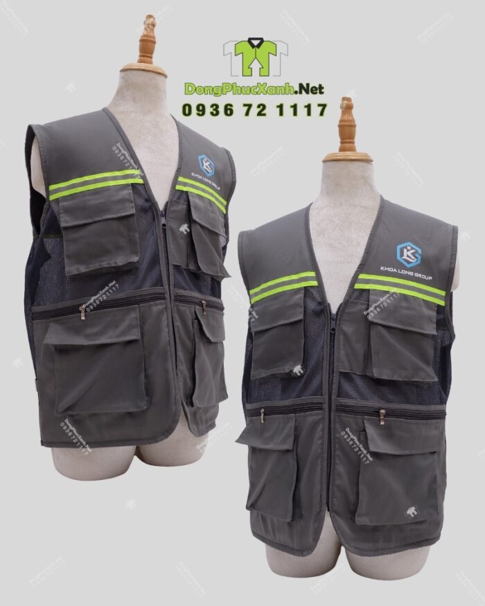 Áo gile kỹ sư màu xám phối lưới, in logo Khoa Long Group rõ nét