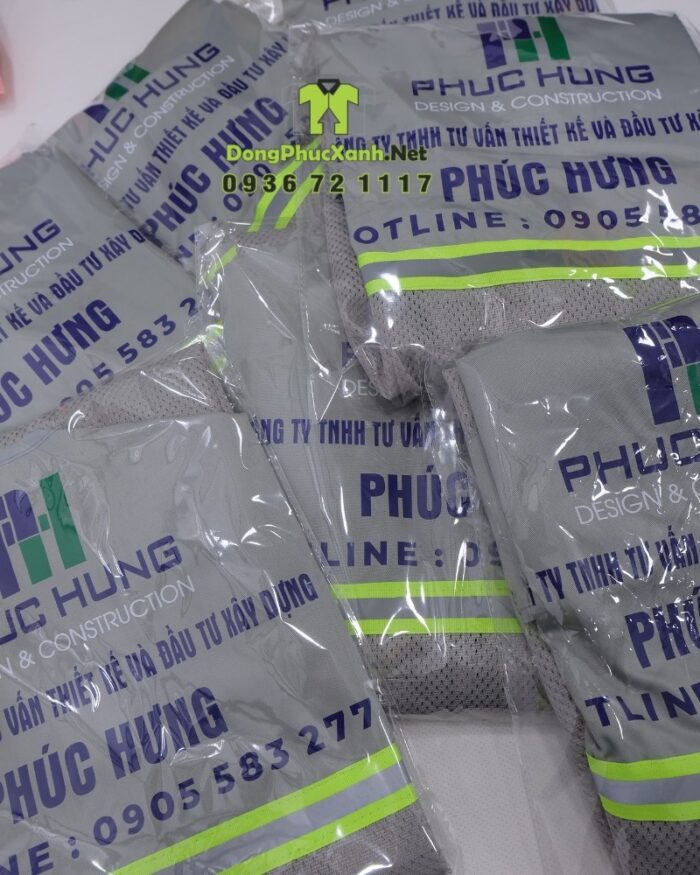 Áo gile kỹ sư màu xám, vải kaki 65 phối lưới, in logo Phúc Hưng, phản quang nổi bật