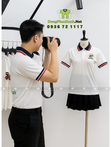 Áo thun đồng phục Thiên Ngưu màu trắng cổ bo viền, in logo trước và sau