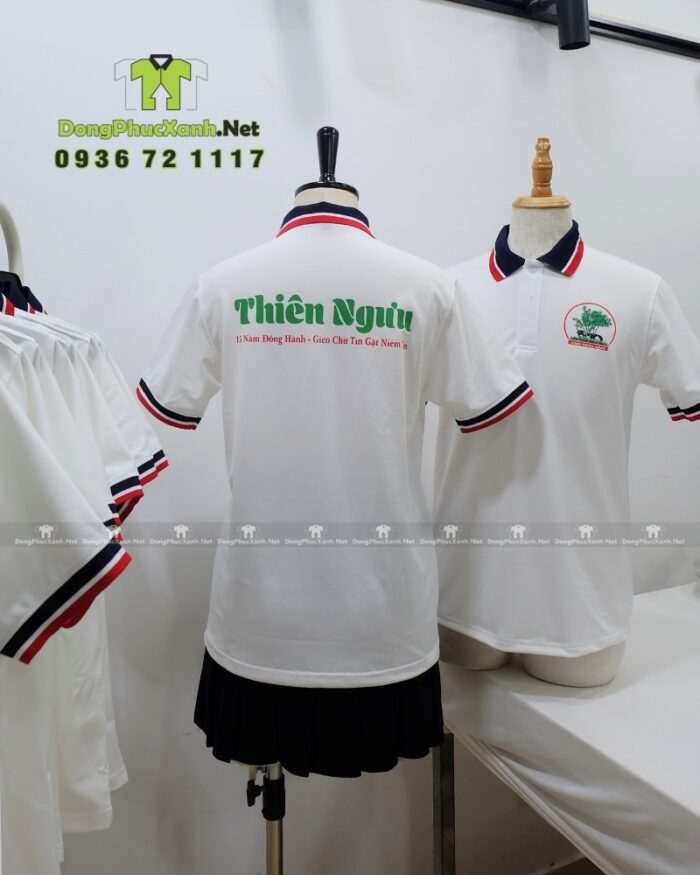Áo thun đồng phục Thiên Ngưu màu trắng cổ bo viền, in logo trước và sau