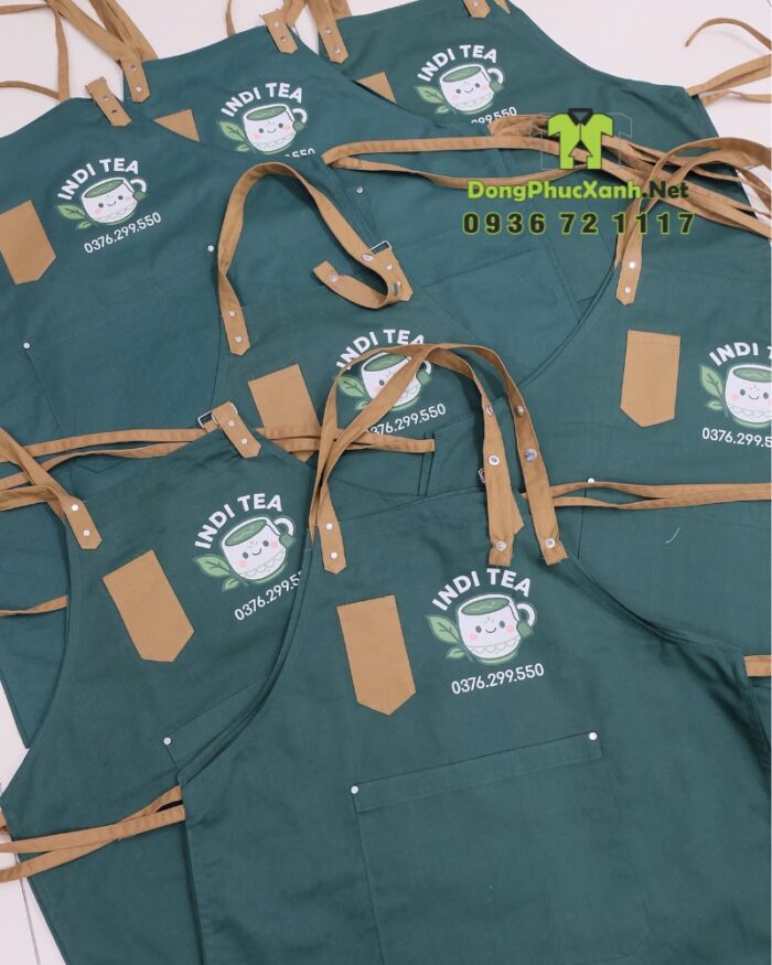Đồng phục quán cà phê gồm tạp dề và nón in logo INDI TEA
