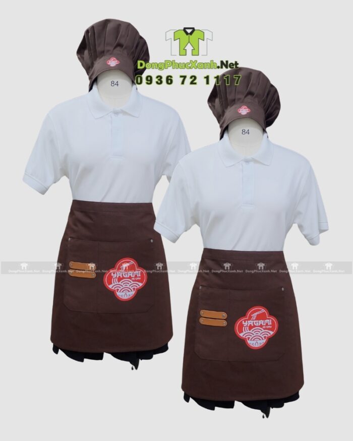 Tạp dề ngắn và nón đồng phục phục vụ màu nâu in logo Yagami