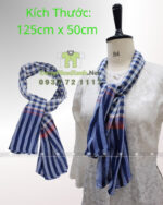Khăn rằn Nam Bộ màu xanh dương sọc trắng đỏ kiểu truyền thống phù hợp cho du lịch và sự kiện
