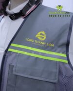 Áo gile kỹ sư vải kaki phối lưới Long Thành Liêm in log