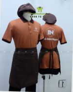 Đồng phục tiệm chè Chè Bảo Ngọc gồm áo thun, tạp dề, nón