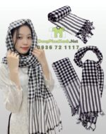 Khăn rằn Nam Bộ sọc trắng đen chất liệu poly