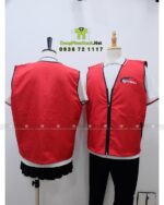 Áo gile gió nhân viên GunShop.vn màu đỏ in logo thương hiệu