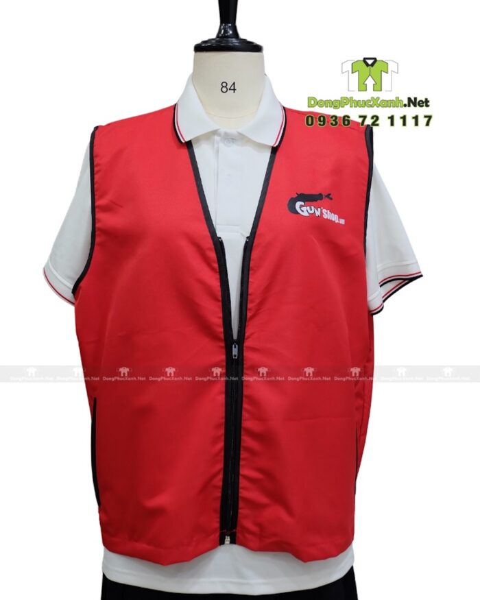 Áo gile gió nhân viên GunShop.vn màu đỏ in logo thương hiệu