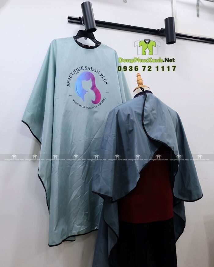 Áo choàng tóc đồng phục Beautique Salon Plus vải dù chống thấm màu xám