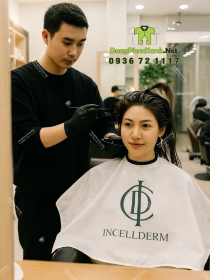 Áo choàng nhuộm tóc Incellderm vải dù màu trắng in logo
