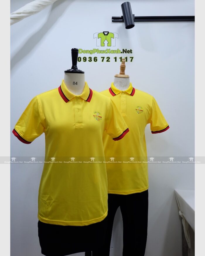 Áo thun đồng phục tiệm bánh Nụ Vũ Bakery kết hợp tạp dề Kaki Hàn cao cấp