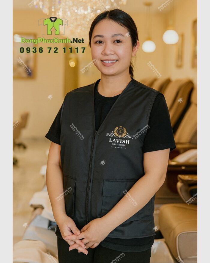 Gile gió đồng phục tiệm nail Lavish màu đen vải dù cao cấp