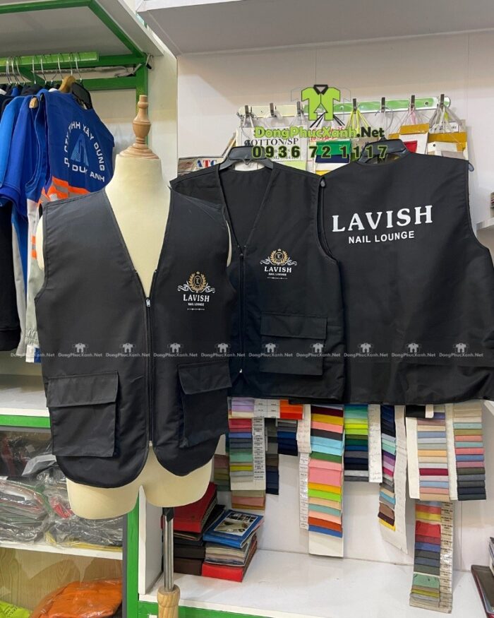 Gile gió đồng phục tiệm nail Lavish màu đen vải dù cao cấp