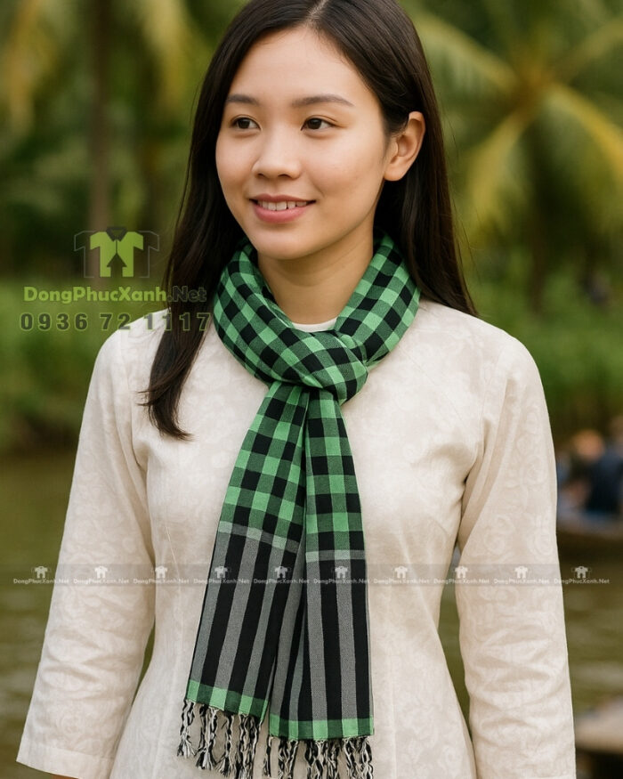 Khăn rằn Nam Bộ màu xanh lá, vải cotton mềm, kích thước 160×60cm giá rẻ