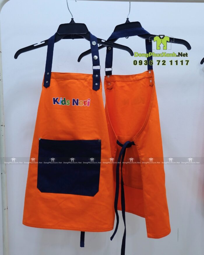 Tạp dề cho bé Kids Nori màu cam kèm nón và túi lớn tiện lợi