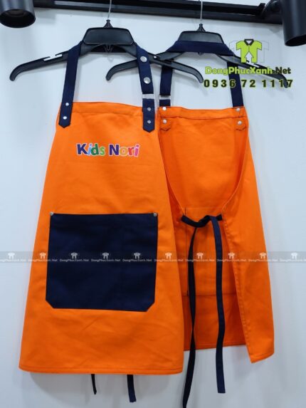 Tạp dề cho bé Kids Nori màu cam kèm nón và túi lớn tiện lợi
