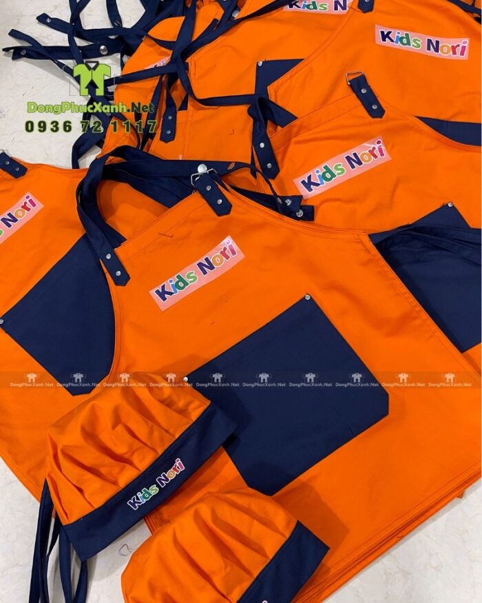Tạp dề cho bé Kids Nori màu cam kèm nón và túi lớn tiện lợi