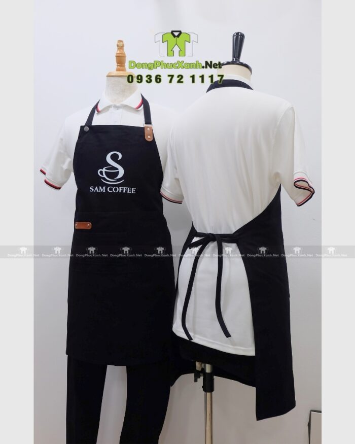 Đồng phục quán cafe Sam Coffee áo polo trắng kèm tạp dề nhân viên màu đen